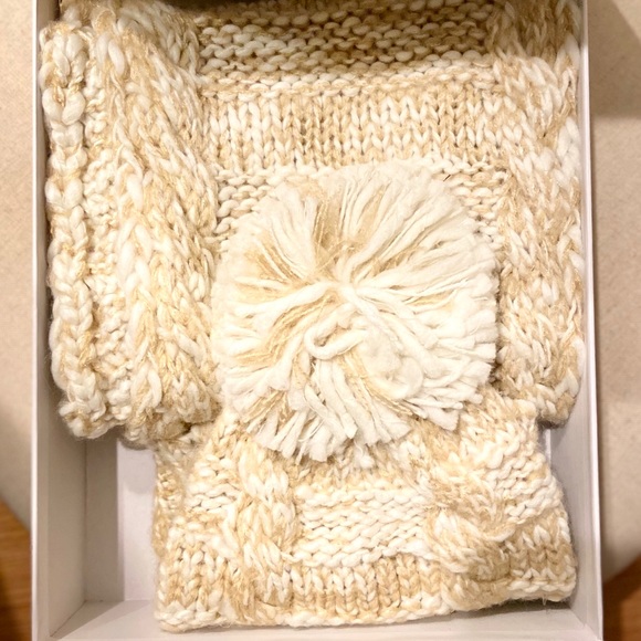 Ellen Tracy Gold,Tan&White Scarf & Pom Knit Hat - Picture 7 of 7